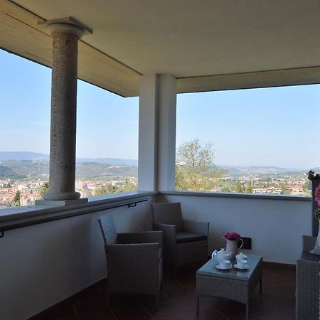 La Casa Di Chloe Apartment Poggibonsi Bagian luar foto