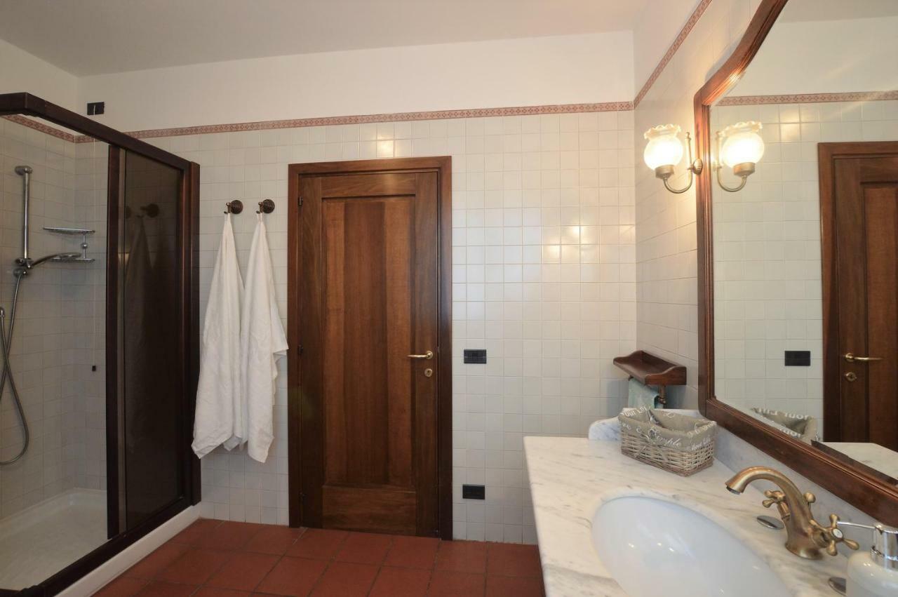 La Casa Di Chloe Apartment Poggibonsi Bagian luar foto
