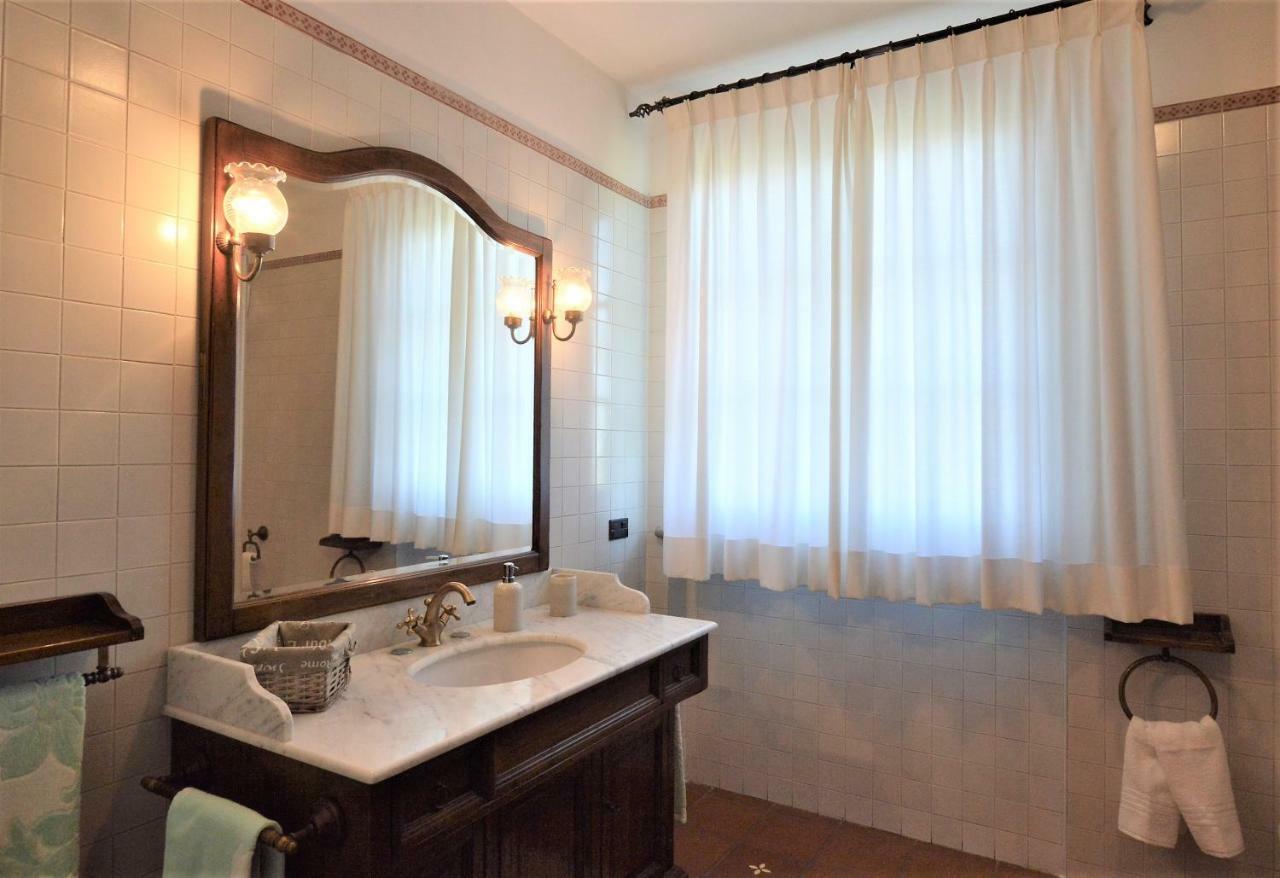 La Casa Di Chloe Apartment Poggibonsi Bagian luar foto